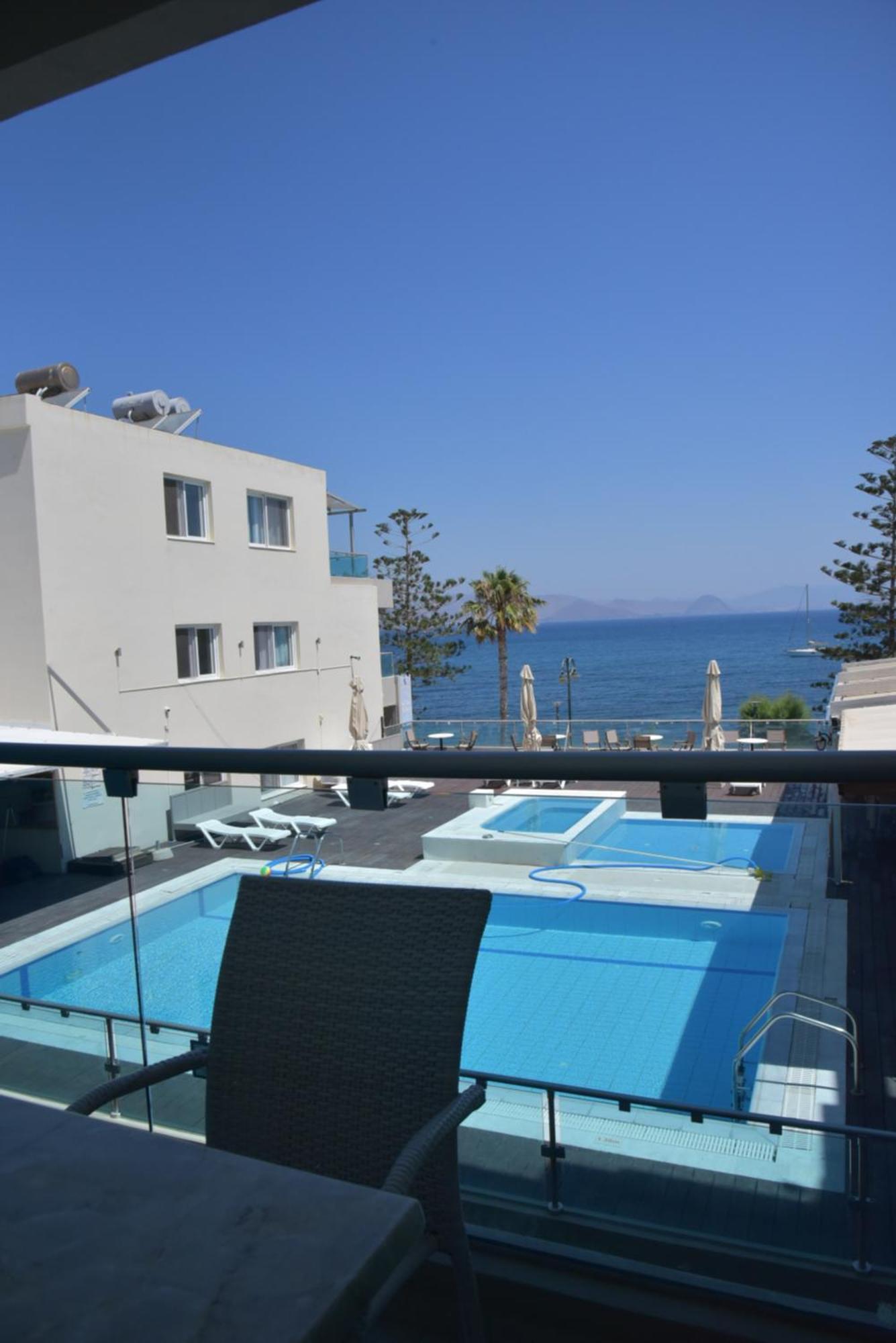 Bristol Sea View Apartments Кос Экстерьер фото