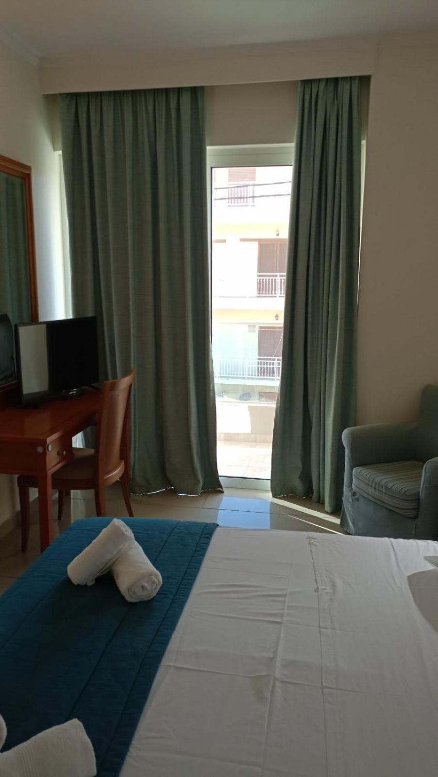 Bristol Sea View Apartments Кос Экстерьер фото