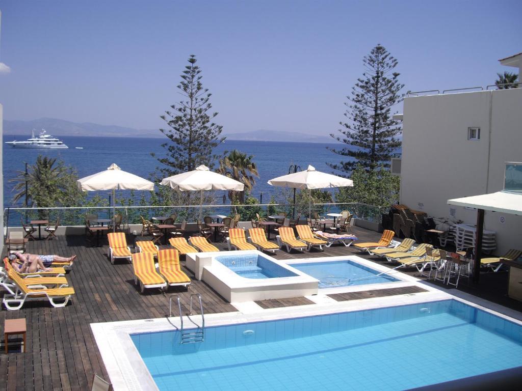 Bristol Sea View Apartments Кос Экстерьер фото